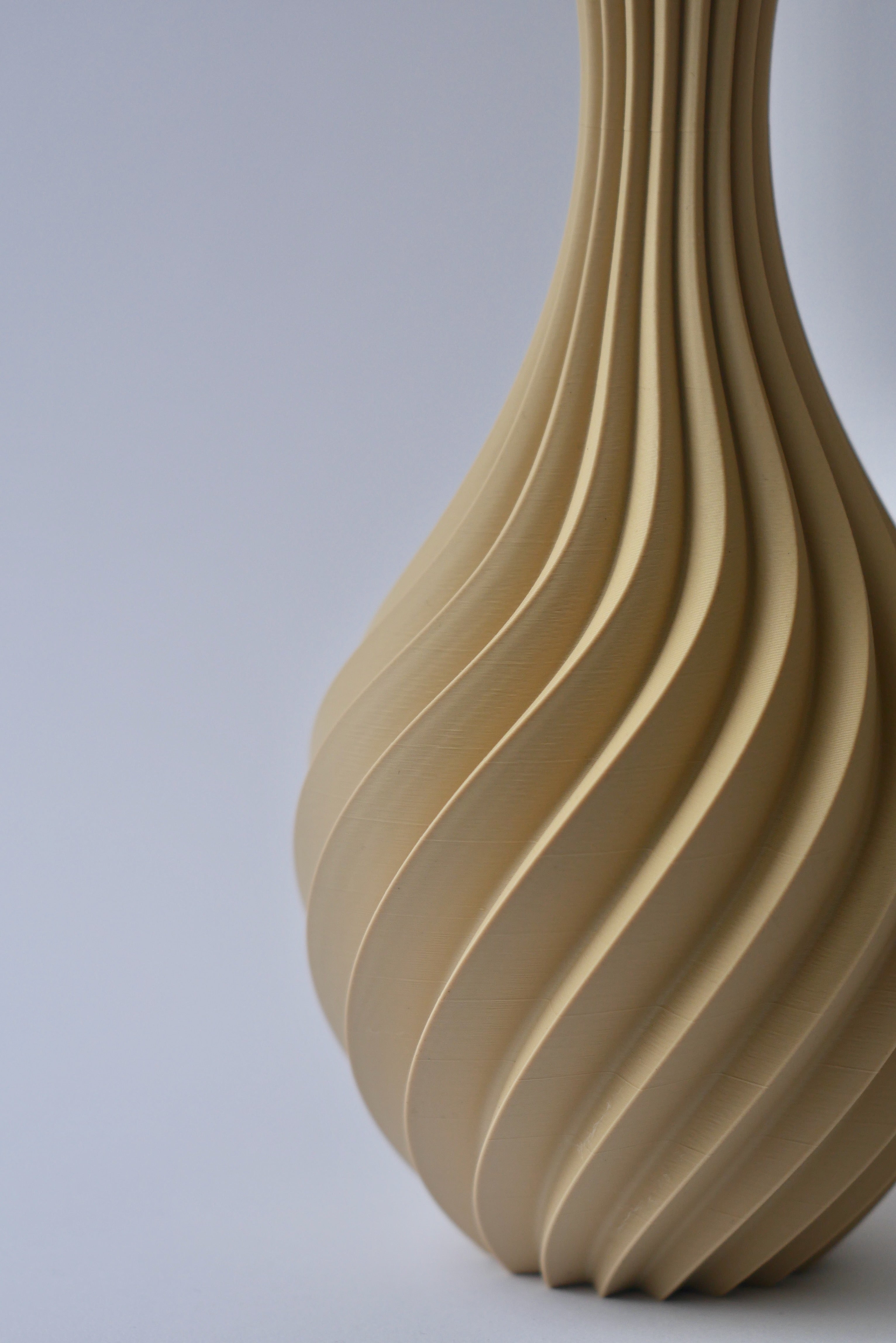 Vase: "Bris" in Sahara