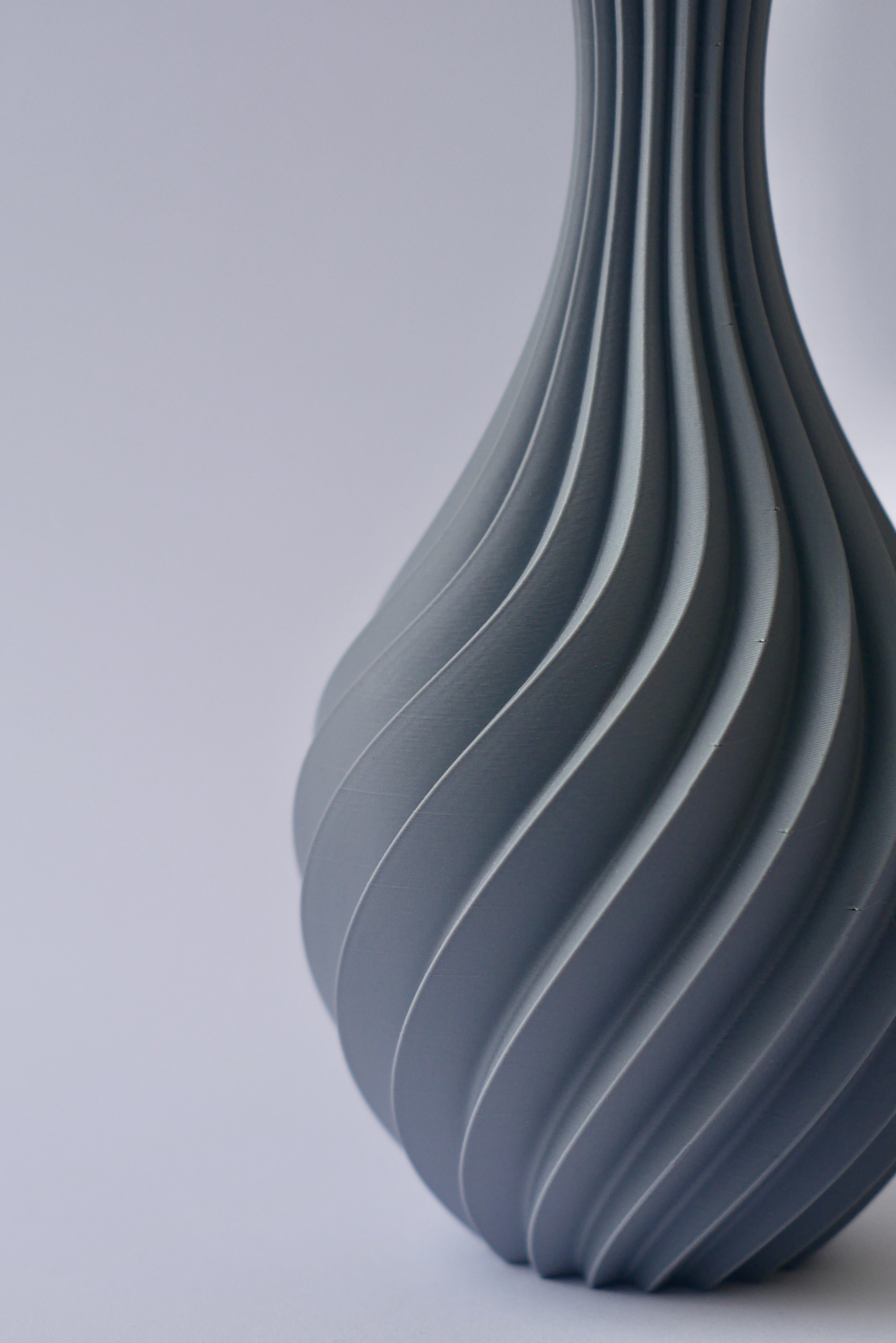 Vase: "Bris" in Steingrau